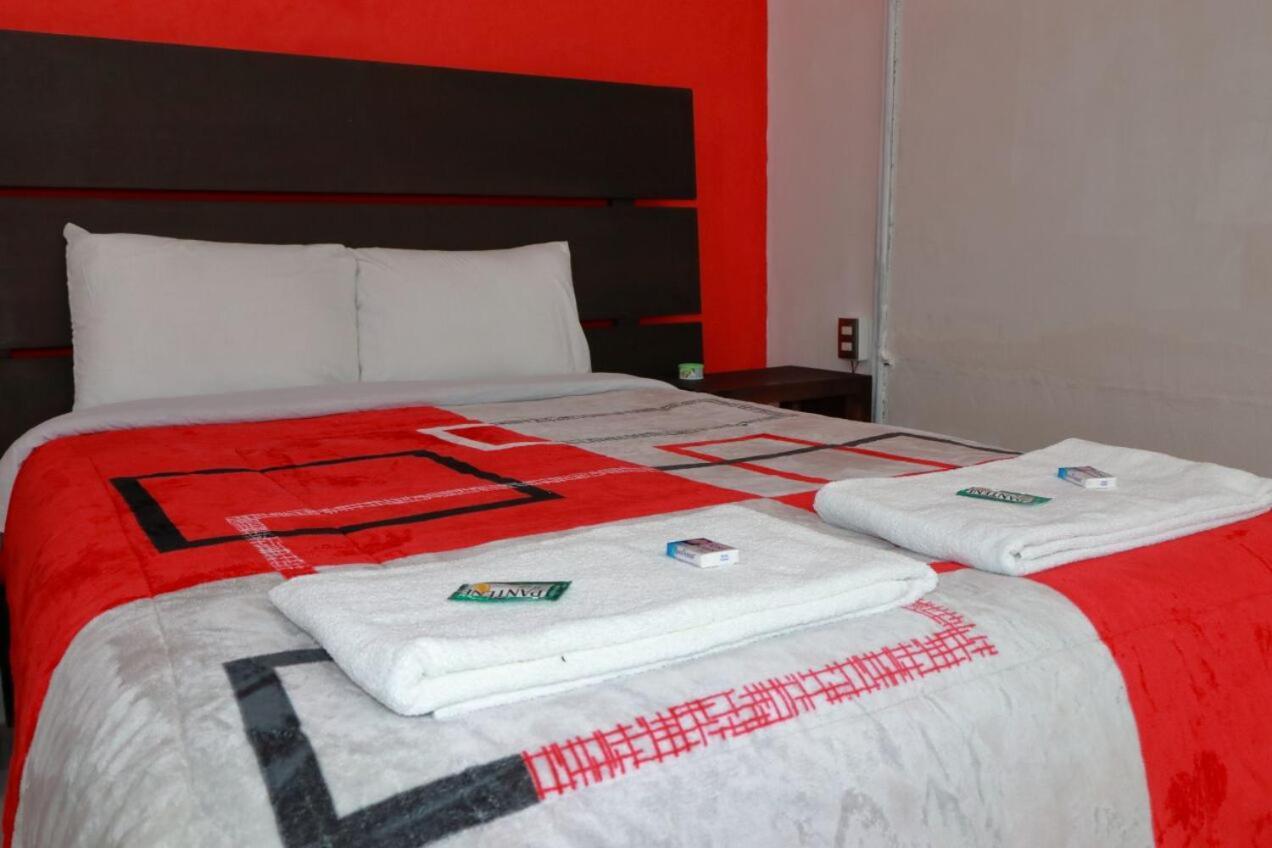 Hotel Boutique Otomi Cerca De Tolantongo Cardonal Luaran gambar